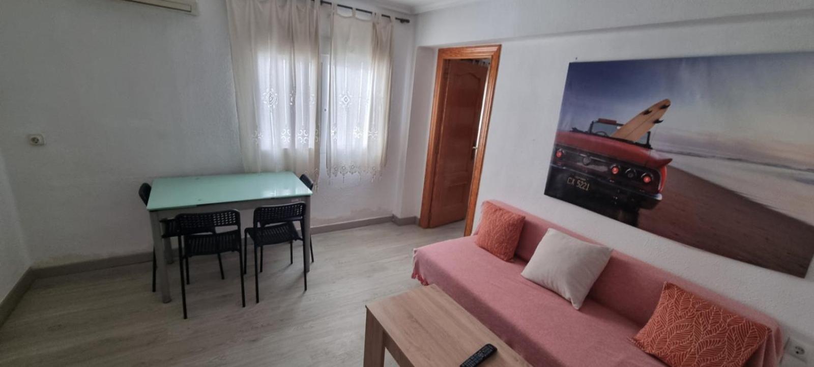 Sagunto Lovely Three-Bedroom Apartment In Puerto De Sagunt מראה חיצוני תמונה
